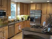 Sold: $330,000 - 4/29/2011: Photo of Kitchen at 10438 Reynold Way, Truckee, California